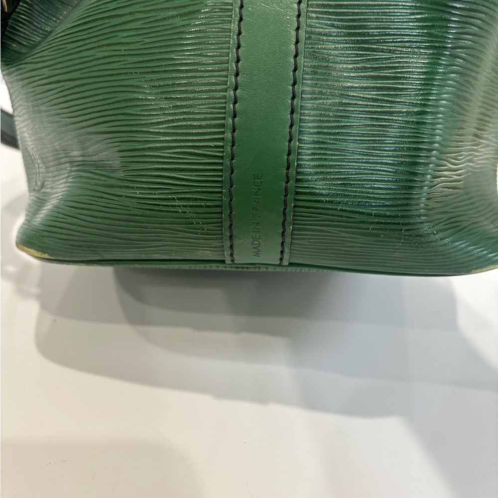 Vintage Louis Vuitton Green Epi Petit Noé Bucket Bag Shoulder Bag - Picture 15 of 16